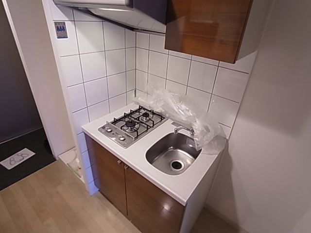 エスリード神戸WESTのキッチン|システムキッチン（ガス２口）