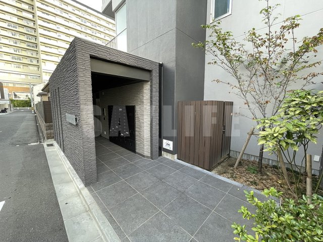 パニール・永和のエントランス