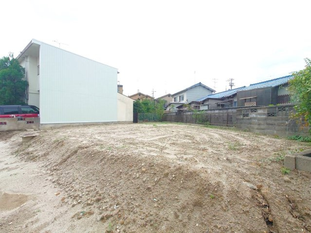 ◆建築条件無し売土地◆市バス『神川小学校前』停徒歩１分◆間口広々１５.２５ｍ◆伏見区久我森の宮町の外観|現地(２０２４年９月撮影)
現況：更地