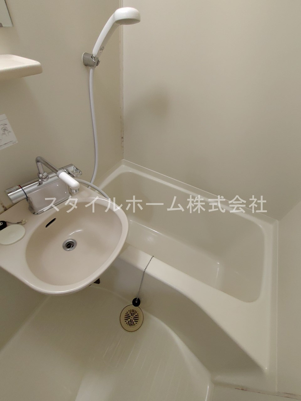 ウイングコート羽根井の浴室