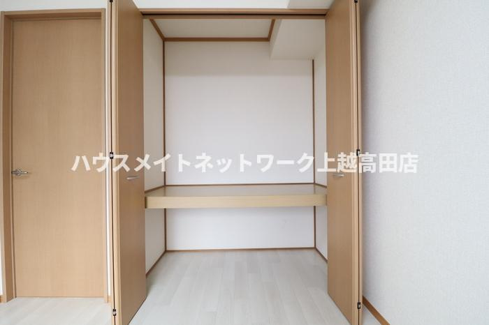 ロイヤルタウン寺町 参番館の収納|クローゼット