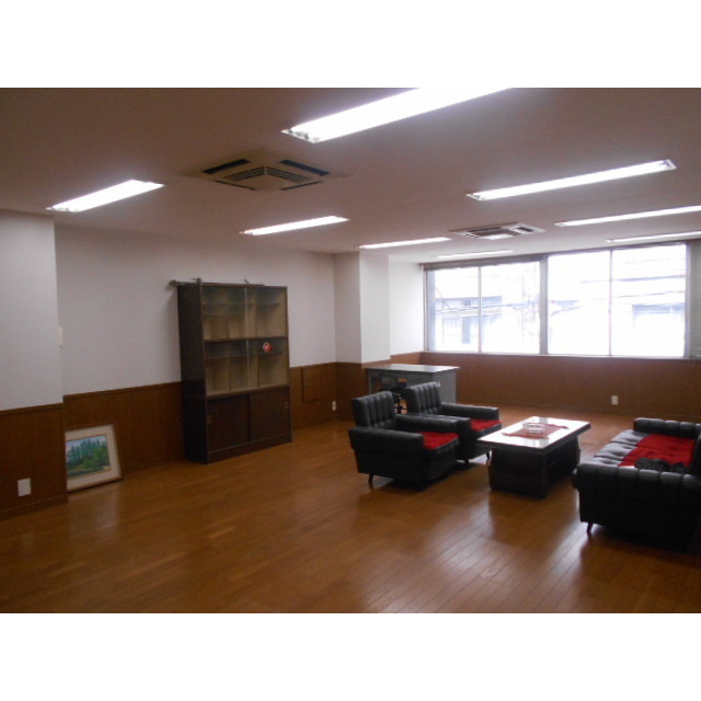 岐阜市西玉宮町１丁目の事務所の内装