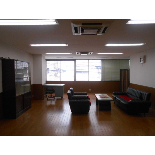 岐阜市西玉宮町１丁目の事務所の内装
