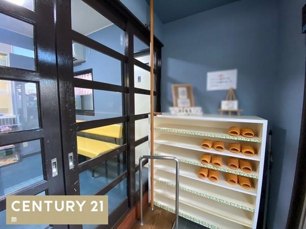 和歌山市田尻　店舗の玄関