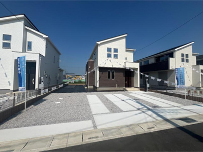 【前面道路含む現地写真】 | 深谷市武蔵野　新築住宅　GRAFARE 深谷市武蔵野21棟　2号棟