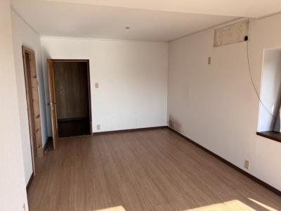 【洋室】 | 加西市坂元町 貸家