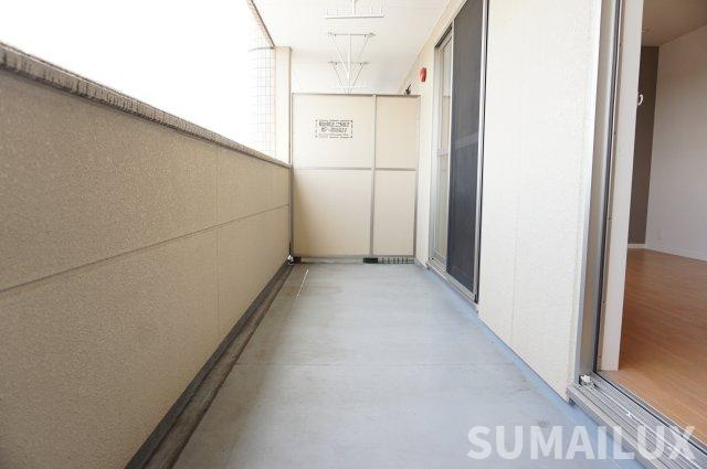 熊本市北区武蔵ケ丘８丁目の賃貸マンションのバルコニー
