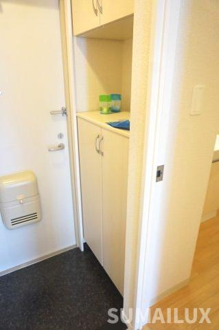熊本市北区武蔵ケ丘８丁目の賃貸マンションの玄関