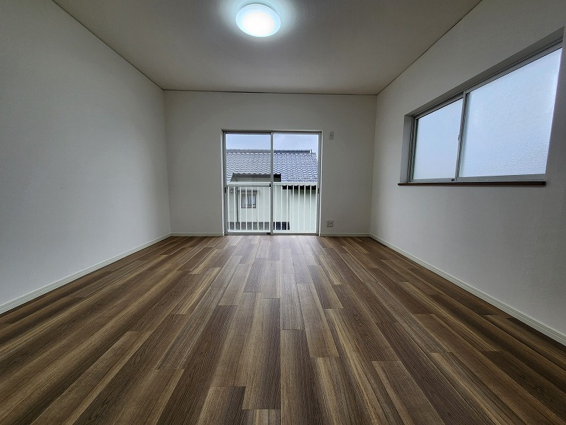 小牧市光ヶ丘４丁目　中古戸建の洋室|ゆったりした洋室です