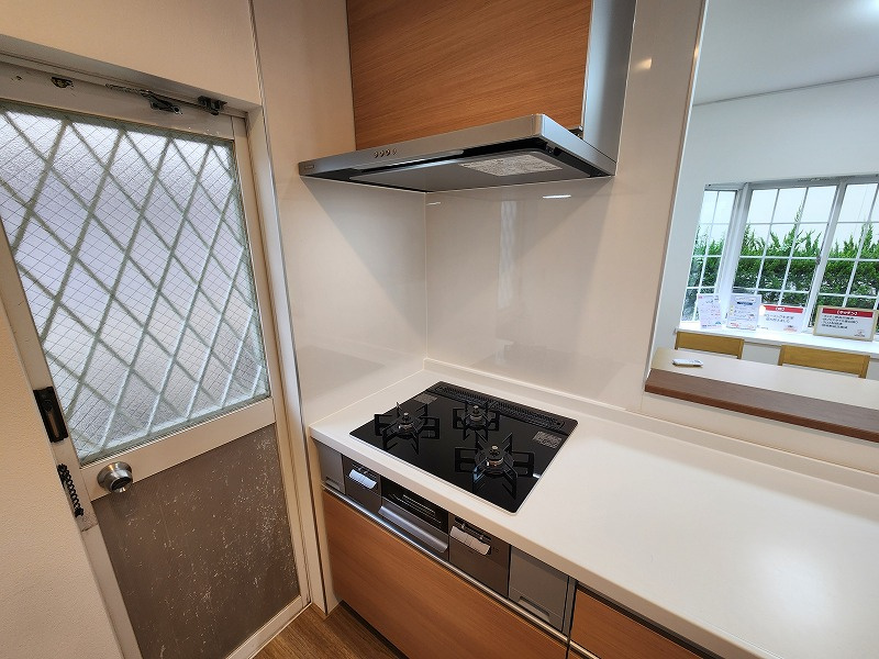 小牧市光ヶ丘４丁目　中古戸建のキッチン|キッチンでお料理をお楽しみください