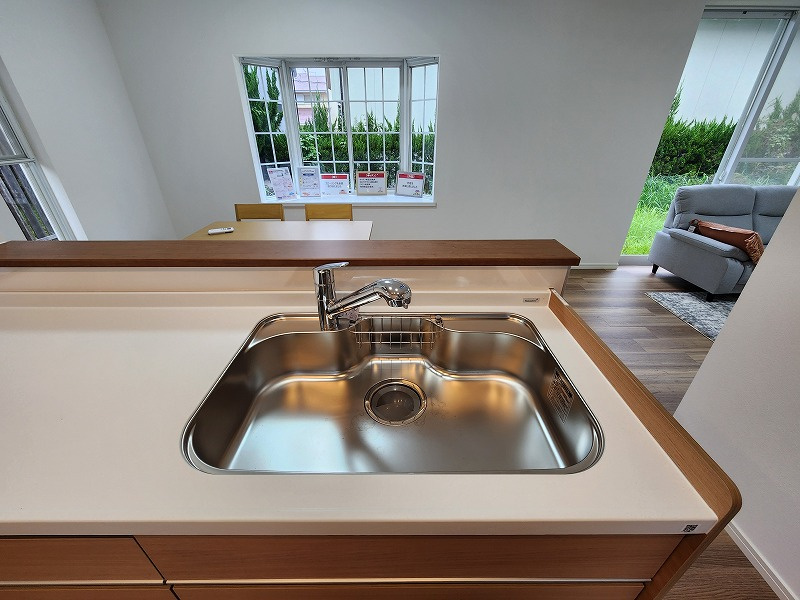 小牧市光ヶ丘４丁目　中古戸建のキッチン|キッチンでお料理をお楽しみください