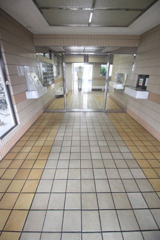 オリエントハイツ今宿のエントランス