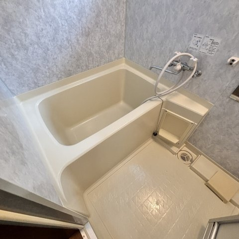 中島本町ＹＡ－２の浴室