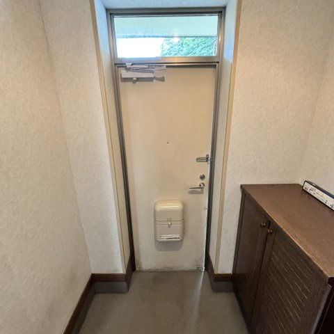 中島本町ＹＡ－２の玄関