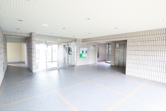 アンピール拾六町の外観