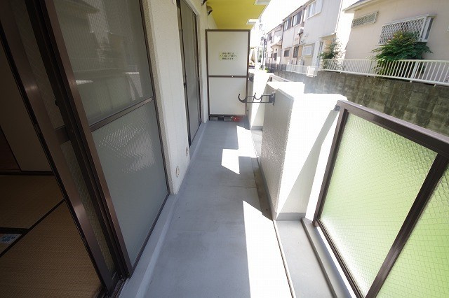 枚方市長尾元町７丁目の賃貸マンションのバルコニー
