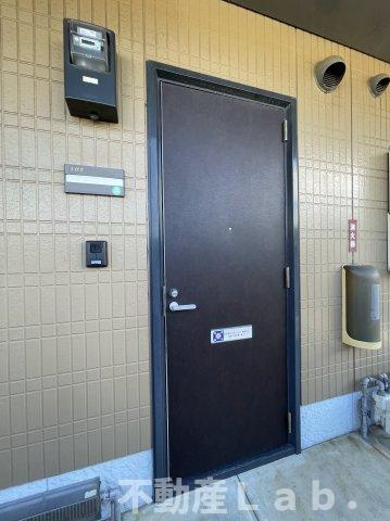 ＵＳジャンクション　Ｂ棟のエントランス