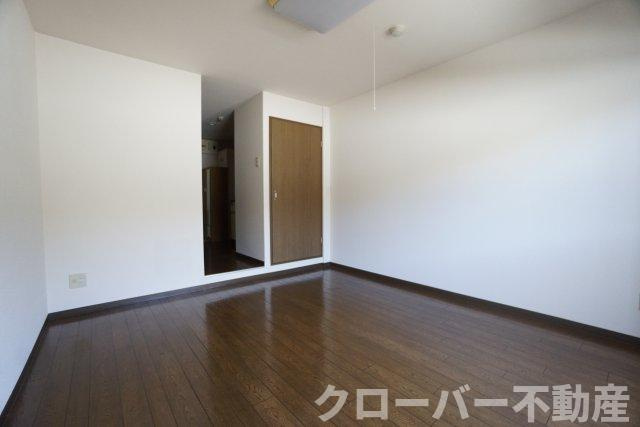 グランシャトー吉原南棟の居間・リビング