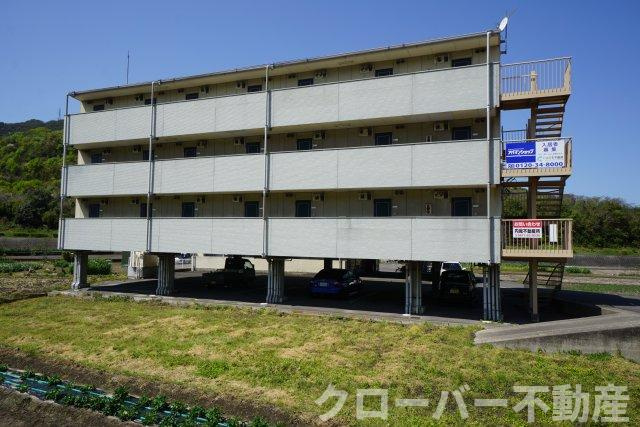グランシャトー吉原南棟の外観