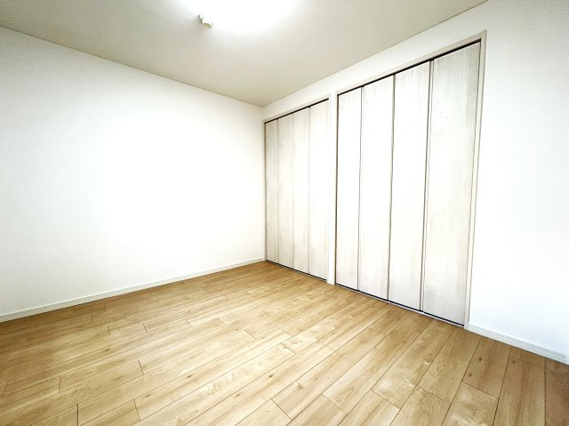 京阪・地下鉄・阪急の３沿線アクセス可能◆２０２５年１月リフォーム済み◆南向き◆オークリッチ松原の洋室|洋室