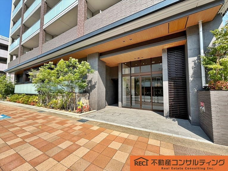 ヌーヴェルワイズ六甲のエントランス