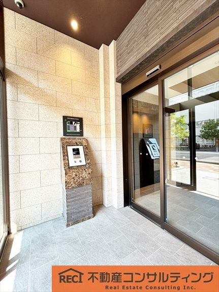 ヌーヴェルワイズ六甲のエントランス