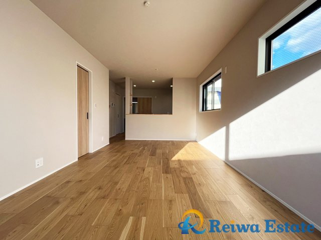 未入居戸建　茅ヶ崎市甘沼の居間・リビング