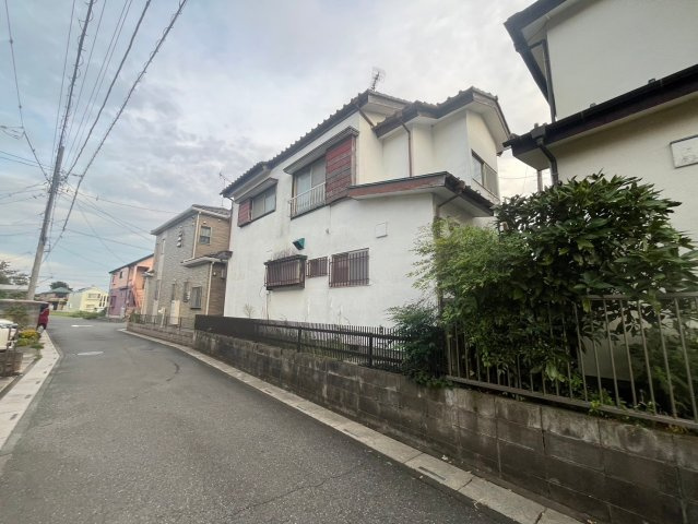 鶴ヶ島市中新田　中古戸建　東武越生線「一本松駅」徒歩7分　　敷地33坪　【新町小学区】の前面道路含む現地写真