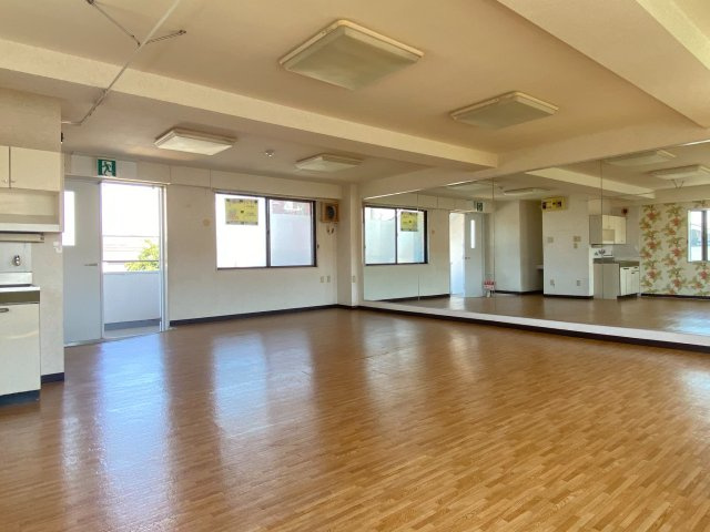 平塚市徳延１丁目の店舗事務所の内装