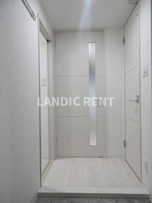 【玄関】 | ホルツ博多駅前