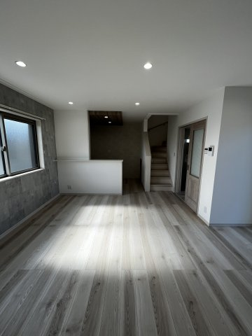 シアラ南出島NT II・デザイナーズ戸建賃貸・95047の居間・リビング|C号リビング