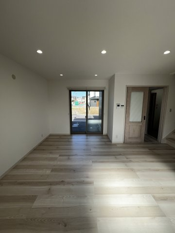 シアラ南出島NT II・デザイナーズ戸建賃貸・95047の居間・リビング|B号リビング