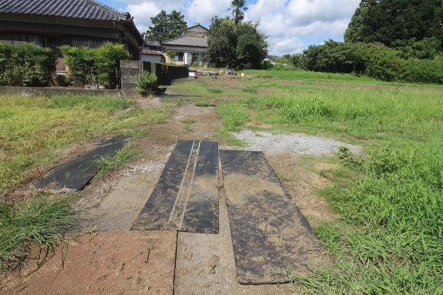 栃木市吹上町の前面道路含む現地写真|南公道を東から