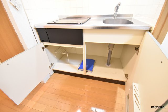 プレッツァ新大阪　仲介手数料無料の収納