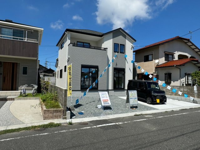 ーBloomーブルームー小倉南区中貫1丁目2期　【小倉南区　新築戸建て】の駐車場|駐車スペースも広々♪　【小倉南区　新築戸建て】