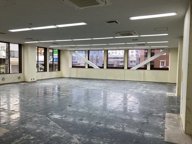 一剣浜大門ビルの内装