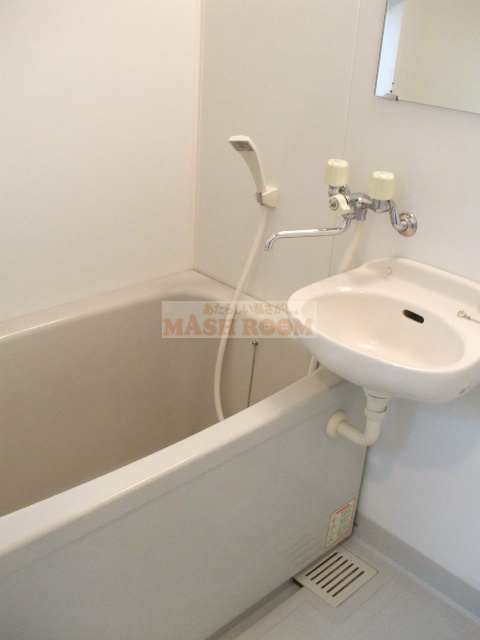 メゾンクレールⅠの浴室