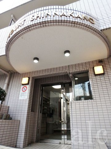 中野区本町６丁目の賃貸マンションのロビー|オートロックエントランスロビー部