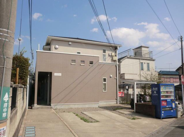 府中市清水が丘３丁目のアパート
