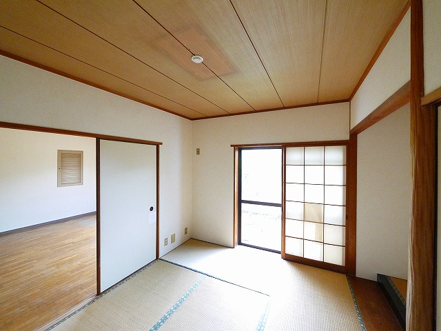 東生駒さつき台ローレルコートの和室