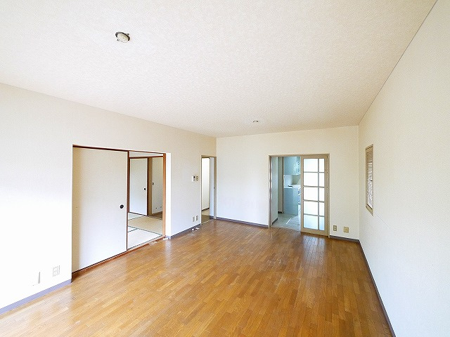 東生駒さつき台ローレルコートの内装