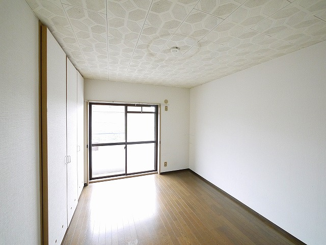 東生駒さつき台ローレルコートの寝室