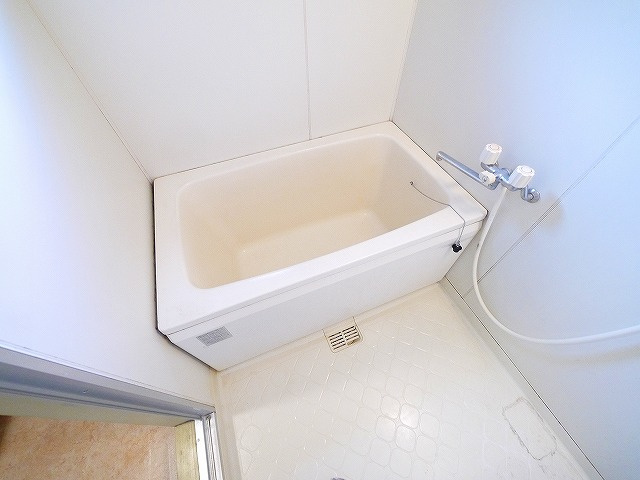 東生駒さつき台ローレルコートの浴室