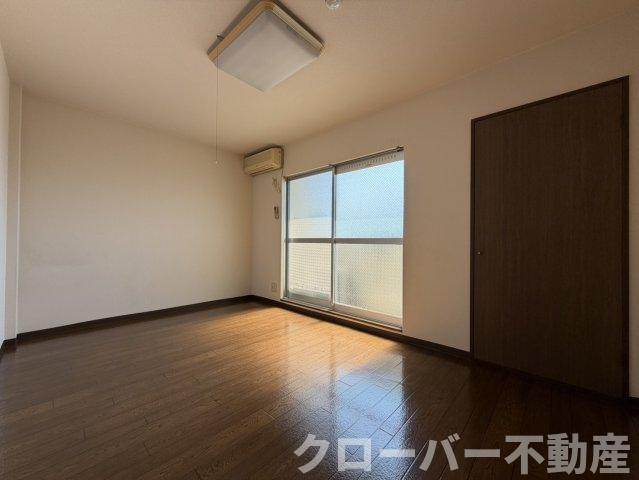 グランシャトー青山V西棟Ⅱの居間・リビング