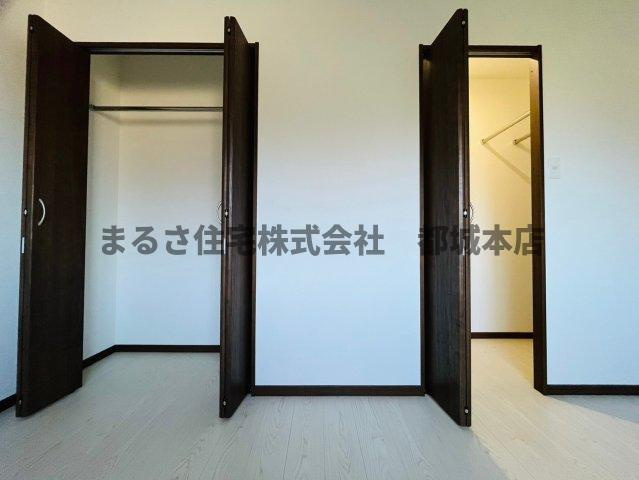 都城市吉尾町の賃貸マンションの和室