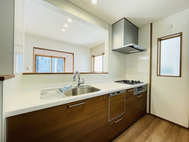 【キッチン】 | 熊谷市石原第４期　ワイウッドコート　新築戸建　全１２棟　3号棟