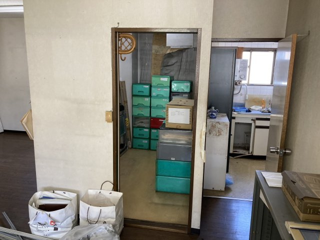 平塚市田村７丁目の店舗事務所の内装