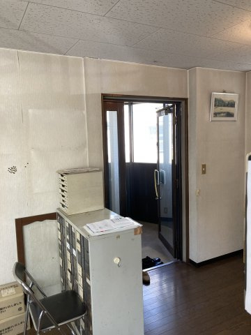 平塚市田村７丁目の店舗事務所の内装