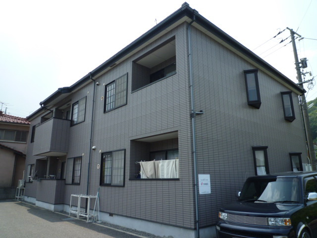 岡山市南区植松のアパート