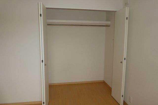 小田郡矢掛町矢掛のアパートの収納|クローゼット